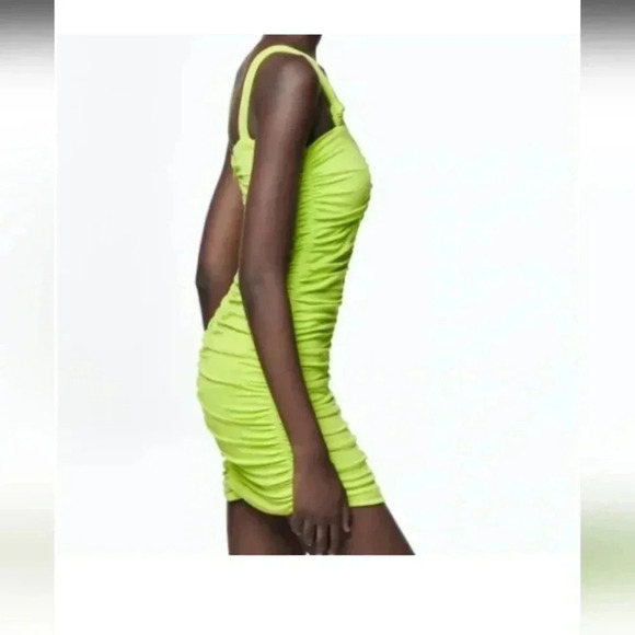 Zara NWT Bright Green Ruched Sleeveless Bodycon Mini Dress  Size Small - Picture 2 of 8